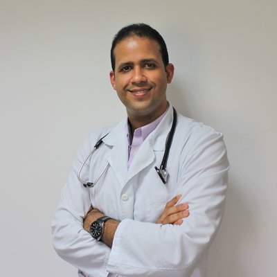 Dr. Víctor Manuel Fernández Gómez